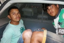 Jovens são detidos com arma de fogo no bairro Guaribas, em Arapiraca