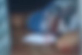 Homem mata a esposa com disparos de arma de fogo e em seguida tira a própria vida, em Inhapi