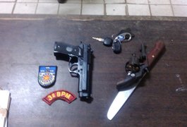 Sergipanos suspeitos em roubo de carro trocam tiros com a polícia e são detidos, em AL