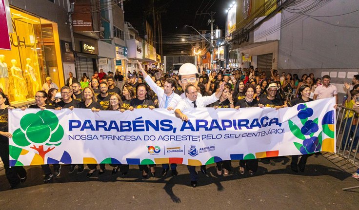 Arapiraca celebra 100 anos com desfile cívico-militar e homenagens ao desenvolvimento da cidade