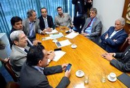 Partidos definem nomes que vão compor a comissão do pedido de impeachment