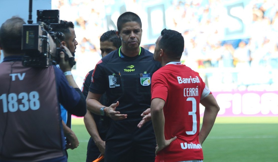 Após denúncia do MP, Chicão está suspenso do quadro nacional de arbitragem