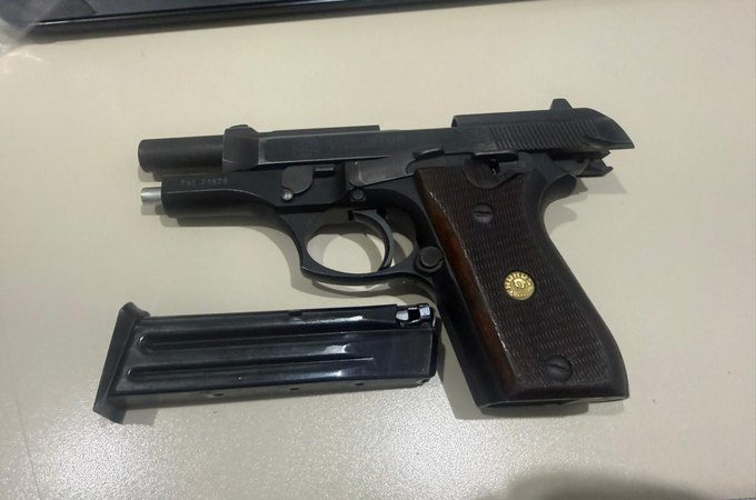 Homem é detido após ameaçar o próprio filho e ser flagrado com arma de fogo em Arapiraca