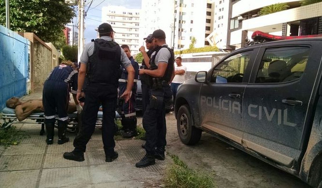 Suspeito de assediar criança é espancado por populares