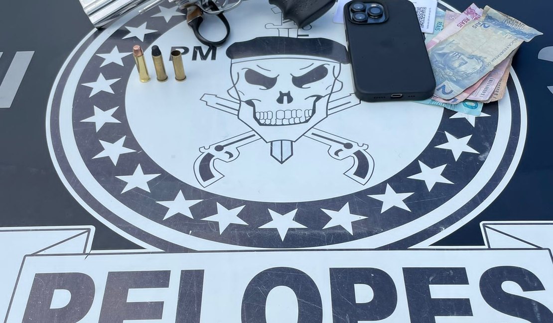 Após denúncia de disparo em via pública, homem é preso com arma em Junqueiro