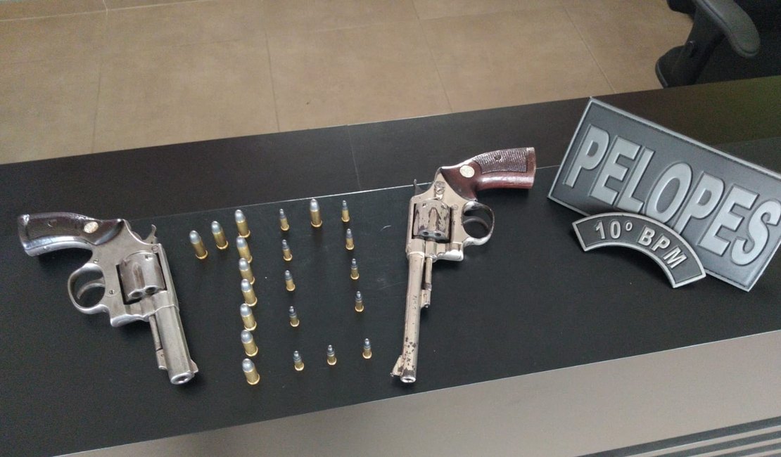 Polícia prende jovens que estavam atirando em frente a residência em Palmeira dos Índios