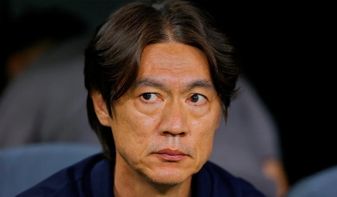 Técnico da Coreia do Sul pede demissão após eliminação na Copa e críticas do presidente do país: 'Incompetente'
