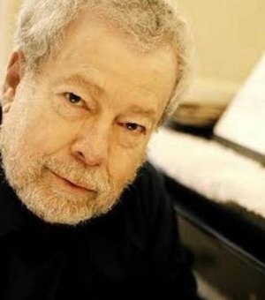 Morre aos 77 anos, o talentoso pianista Nelson Freire