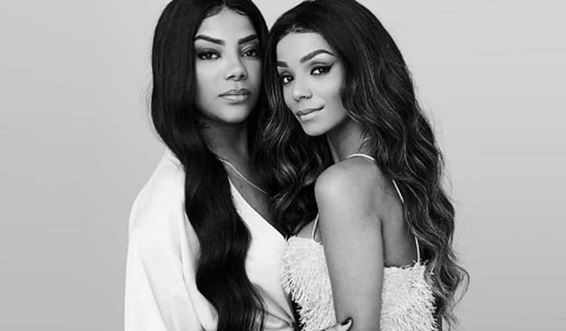 Ludmilla e Brunna se casam em cerimônia surpresa na residência da funkeira, no Rio