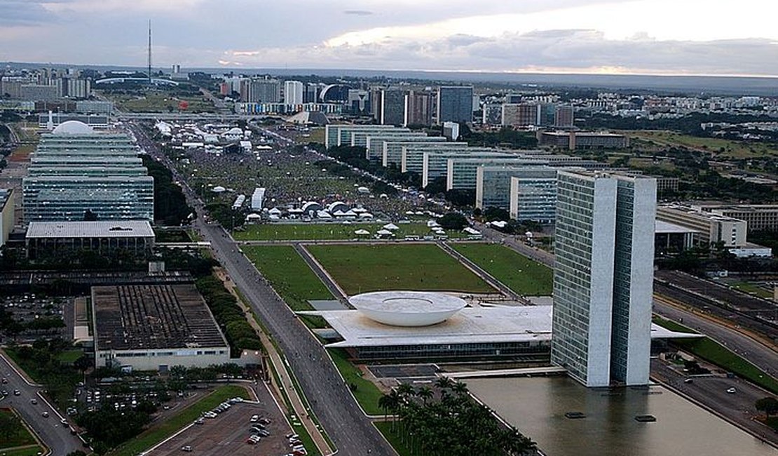 Brasília registra chuva depois de 167 dias de seca recorde