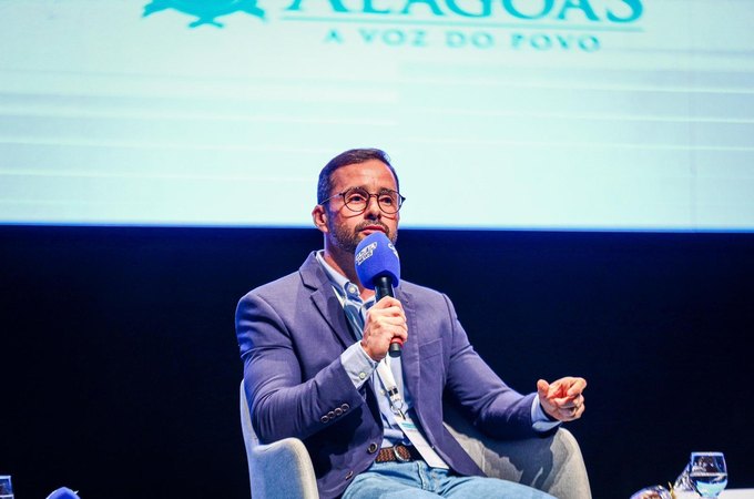 Deputado Bruno Albuquerque Toledo oficializa candidatura ao TCE-AL no último dia de inscrições