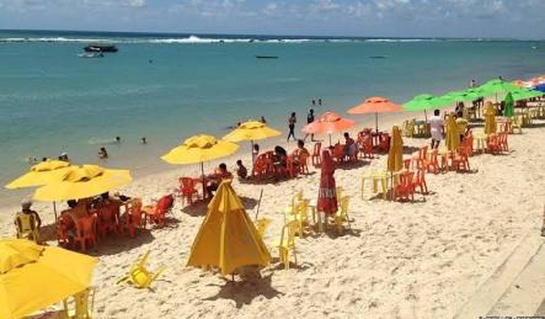 Turista cearense morre afogado na Barra de São Miguel, em AL