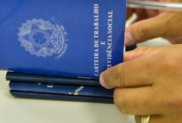 País perdeu 63.624 vagas de emprego formal em março, diz Caged