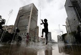 Inmet alerta sobre onda de calor que chega ao país nos próximos dias