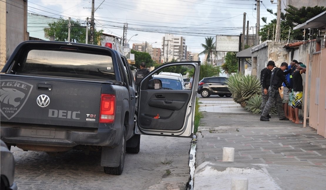 Polícia Civil faz operação para combater assaltos em Maceió