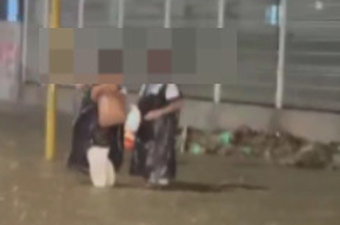 VÍDEO: Profissionais da saúde ficam lhadas em frente ao Hospital de Emergência do Agreste após fortes chuvas