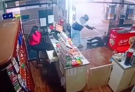 VÍDEO: Funcionário de posto de combustíveis é assassinado com vários tiros ao fim do expediente