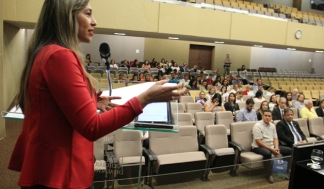 Segurança Pública promove simpósio para prevenir violência contra idoso