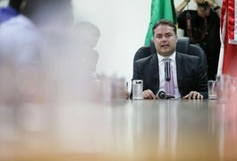 Convênios para construção de aeroportos são assinados pelo governador de AL