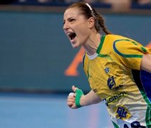 Seleção feminina de handebol do Brasil vence a Sérvia e conquista título mundial inédito