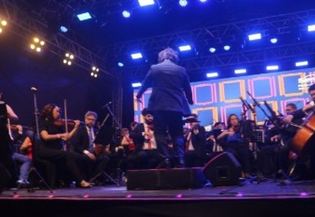 Concerto Natalino no Largo Dom Fernando Gomes