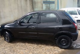 Rádio Patrulha recupera em Penedo carro roubado em Satuba