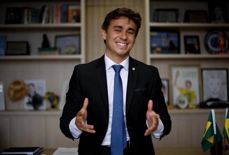 Cabo Bebeto protocola PL para tornar Nikolas Ferreira cidadão honorário de Alagoas por 'relevantes serviços prestados'