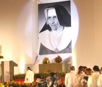 Segundo milagre atribuído a Irmã Dulce é reconhecido e ela será proclamada santa