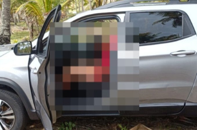Jovem encontrado sem vida em carro no bairro Riacho Doce foi morto com tiro na cabeça