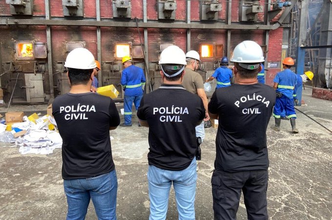 Polícia Civil de Alagoas incinera cerca de meia tonelada de medicamentos ilegais