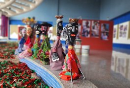 Terreiro de Brincantes: Exposição reúne obras de mestres da cultura popular alagoana