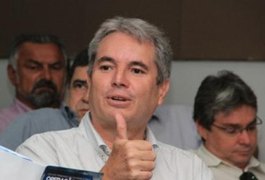 Tribunal de ﻿Justiça mantém prefeito de Canapi afastado