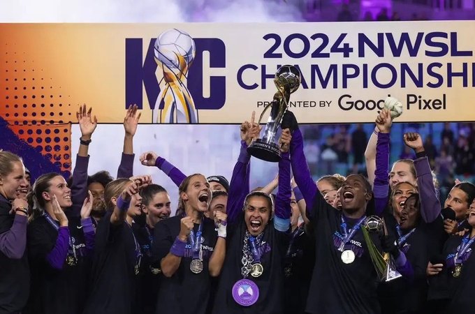 Alagoana Marta é campeã com Orlando Pride na liga feminina de futebol nos EUA