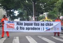 Pessoas flagradas jogando lixo na rua passam a ser multadas no Rio