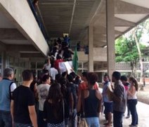 Alunos da Ufal organizam manifestação contra possível greve dos professores