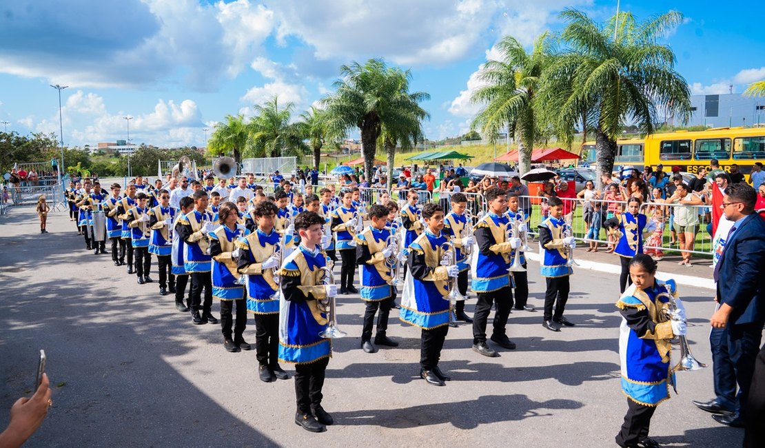 Encontro e campeonato de bandas fanfarras animou o fim de semana em Arapiraca
