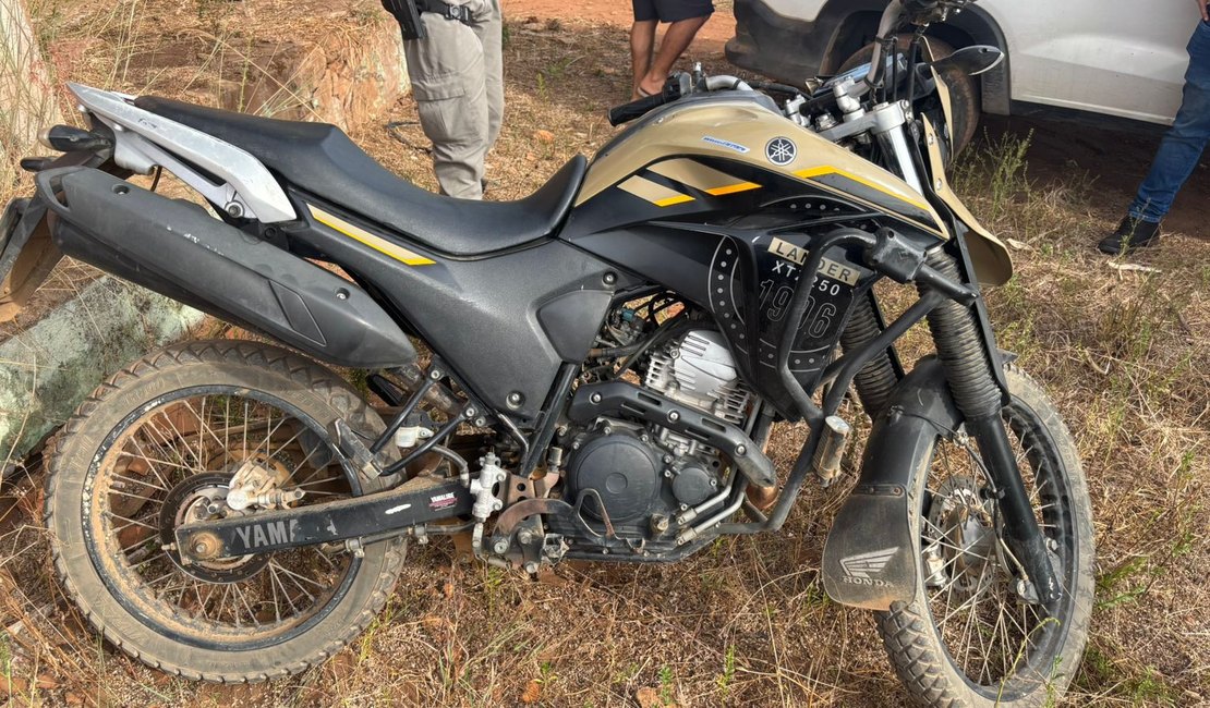 Polícia Militar recupera motocicleta roubada na zona rural de Arapiraca