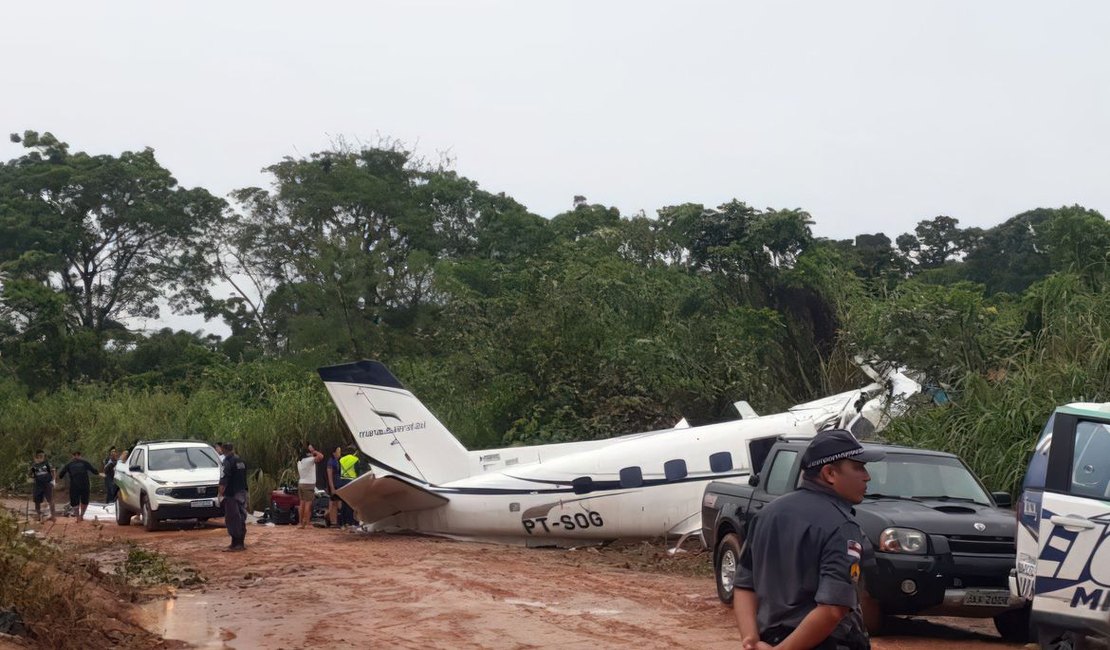 Corpos de vítimas de queda de avião no Amazonas vão para Manaus