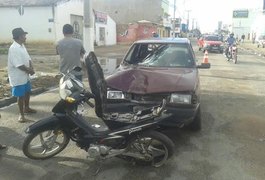 Homem fica ferido após acidente com carro e 'cinquentinha', em Arapiraca