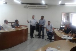 Prefeito eleito em Arapiraca inicia composição com vereadores na câmara