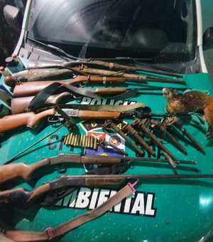 Polícia ambiental apreende armas e resgata 100 animais silvestres