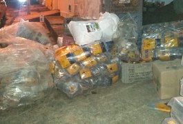 Operação da Polícia Civil apreende grande quantidade de fumo com embalagens falsificadas, em Arapiraca