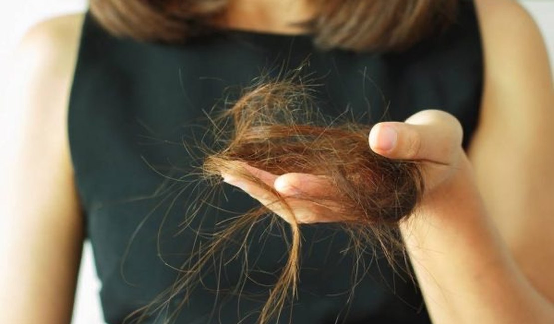 Experts listam produtos para diminuir queda de cabelo causada pela Covid-19; confira