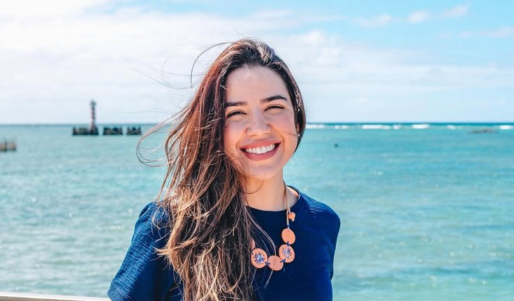 Bárbara Braga relata ataques de veículos ligados a JHC e questiona silêncio de Marina Cândia