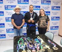 Prefeitura de São Sebastião garante passagens para atleta de ﻿Jiu-jitsu competir em ﻿São Paulo