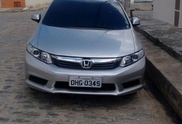 Após denúncias, PC recupera, em Arapiraca, carro roubado por quadrilha