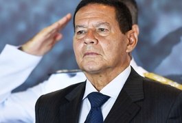 Após contato com servidor infectado por covid-19, Mourão entra em isolamento