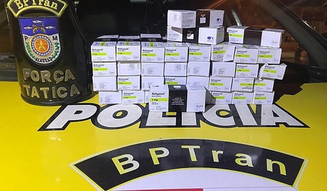 960 comprimidos, utilizados para ‘Boa noite, Cinderela‘, são encontrados dentro de mochila