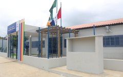 Luciano Barbosa entrega escola revitalizada e moderna na Vila Fernandes