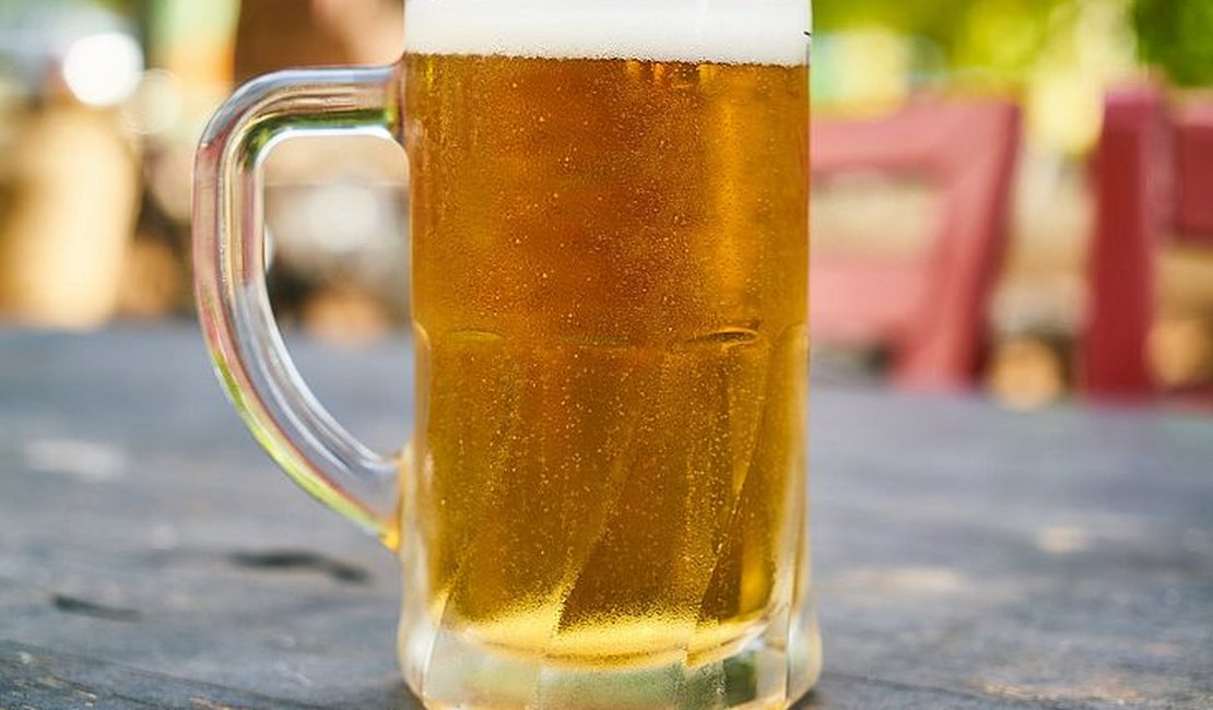 Ambev anuncia que aumentará o preço das cervejas em outubro